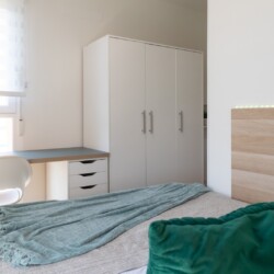 Habitación en Cardenal Herrera Oria, 78 Habitación 1