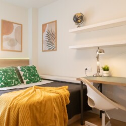 Habitación en Cardenal Herrera Oria, 78 Habitación 2