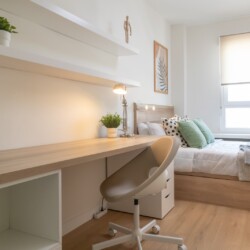Habitación en Cardenal Herrera Oria, 78 Habitación 3