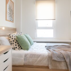 Habitación en Cardenal Herrera Oria, 78 Habitación 3