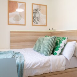Habitación en Cardenal Herrera Oria, 78 Habitación 5