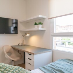 Habitación en Cardenal Herrera Oria, 78 Habitación 5