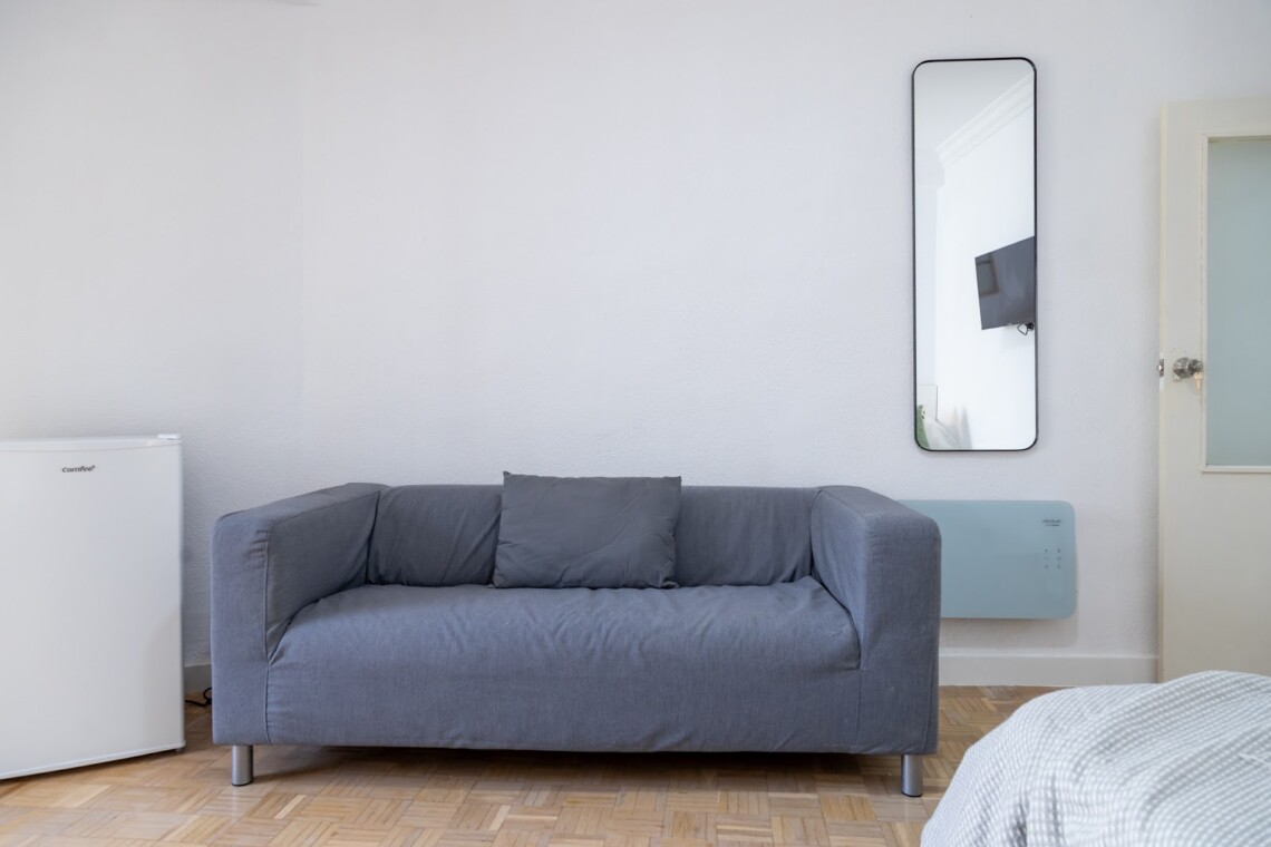 Habitación en Meléndez Valdés, 8 Habitación 3
