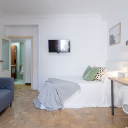 Habitación en Meléndez Valdés, 8 Habitación 3