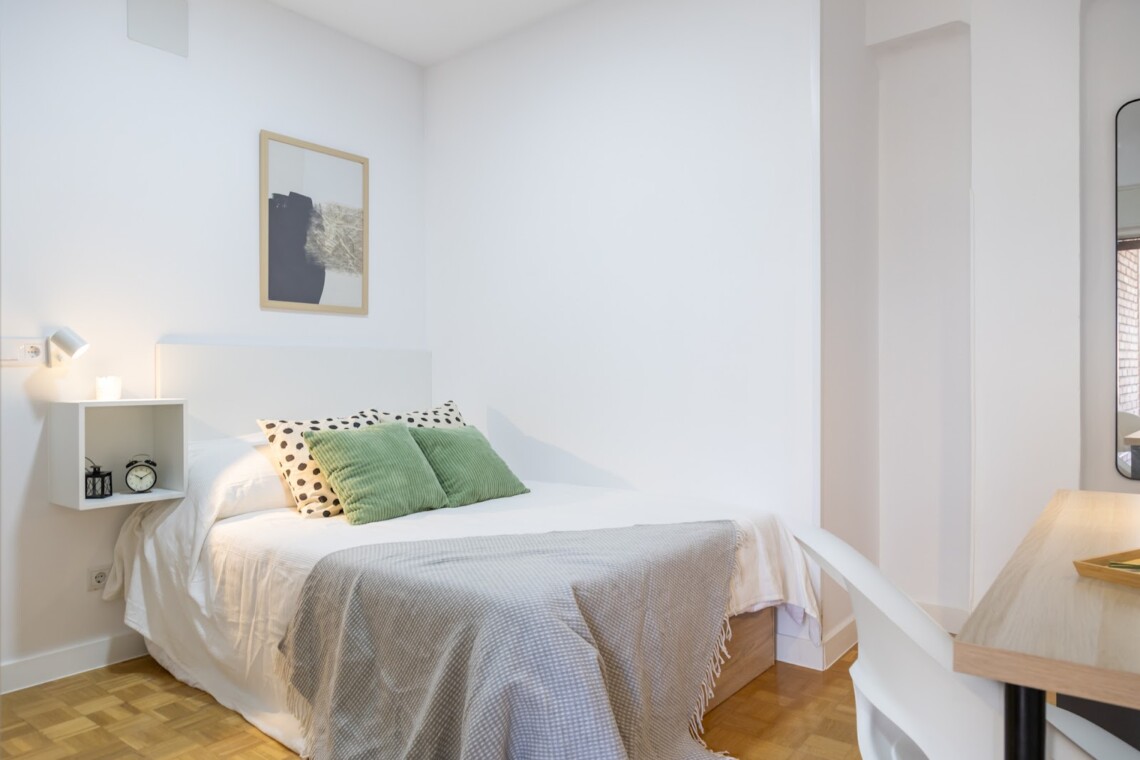 Habitación en Meléndez Valdés, 8 Habitación 4