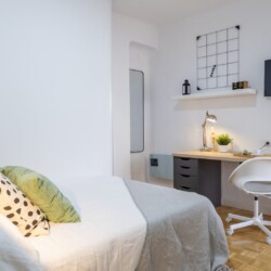Habitación en Meléndez Valdés, 8 Habitación 4