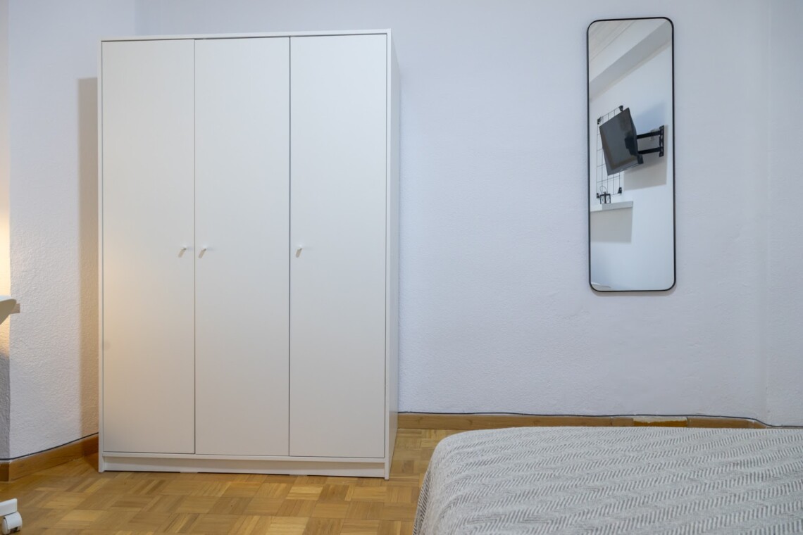 Habitación en Meléndez Valdés, 8 Habitación 5