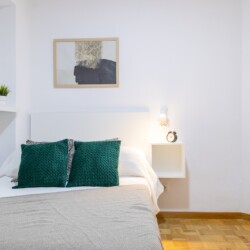 Habitación en Meléndez Valdés, 8 Habitación 5