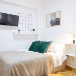 Habitación en Meléndez Valdés, 8 Habitación 5